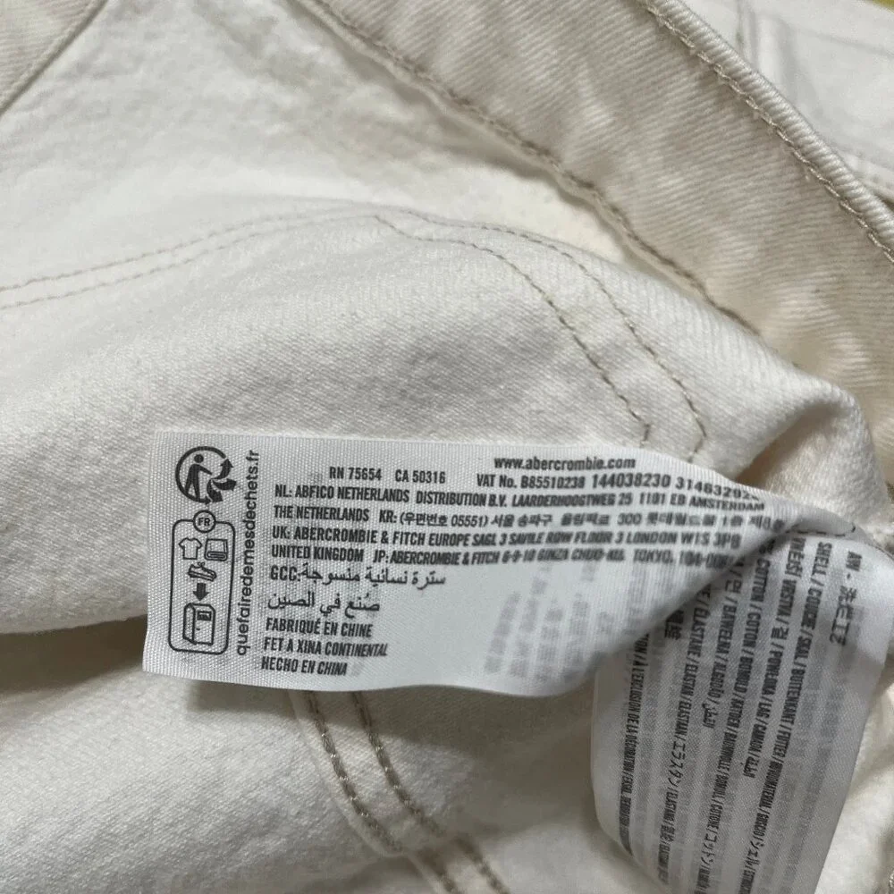 Abercrombie & Fitch NEW! Cropped Denim Jean Jacket In Cream/Bleached Wash XS - Picture 15 of 15